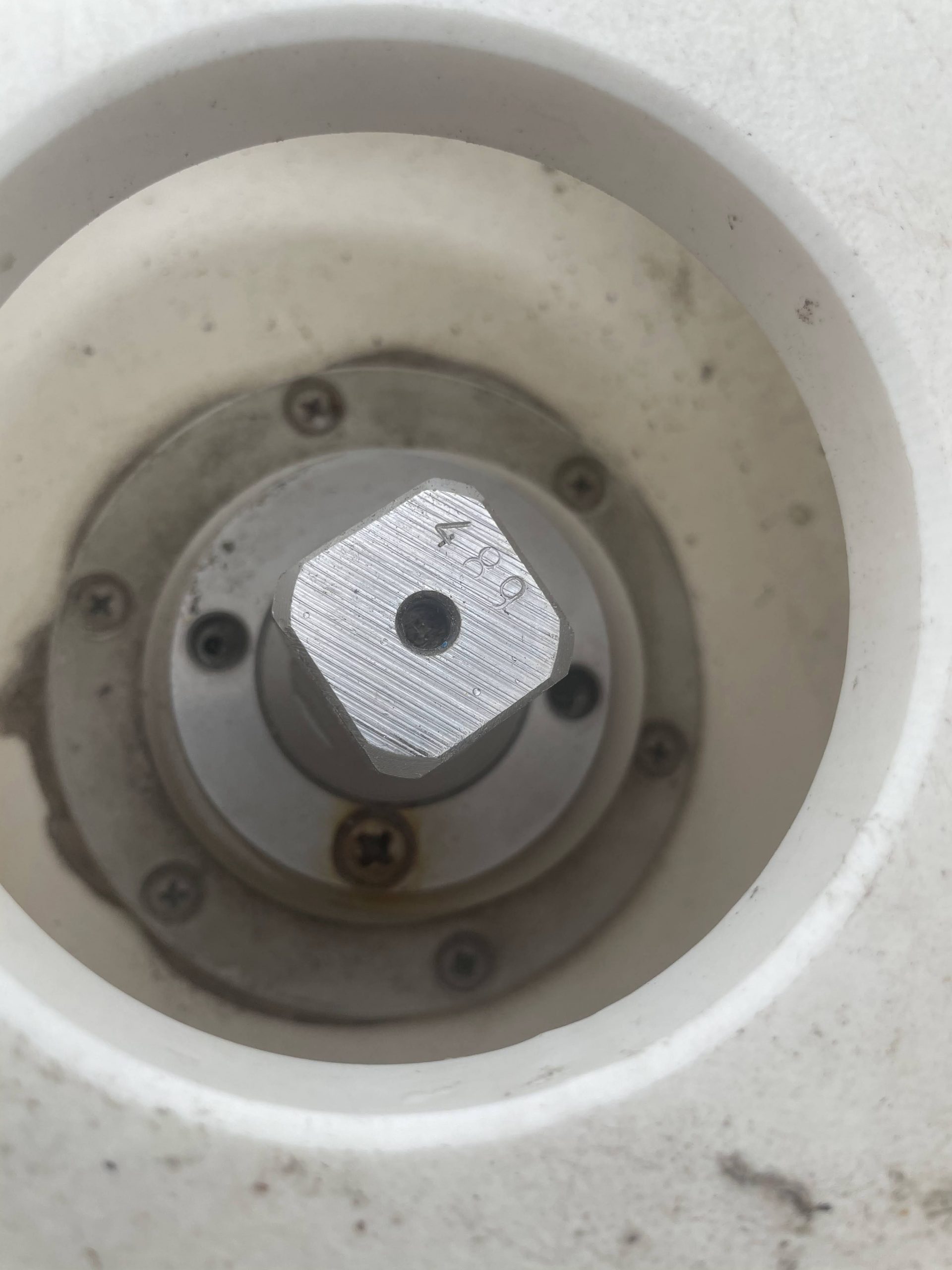 Seizing up rudder on passage How to replace your rudder bearings